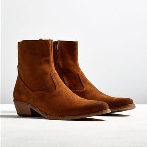 Shoe The Bear Enzo Western Boots - 10 Brown Suede
